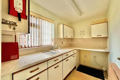 2 bedroom maisonette for sale - Hucclecote Road, Gloucester GL3