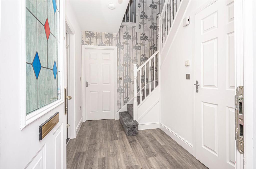 7 Plover Crescent, Dunfermline, KY11 8FZ 4 bed detached house for sale £290,000