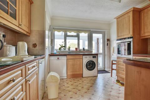 2 bedroom detached bungalow for sale, The Mead, Bexhill-On-Sea