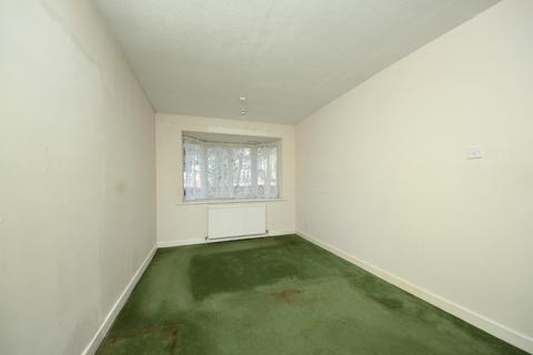 Flat 1, Roselle Court, 7 Park View Road, London, W5 2JX