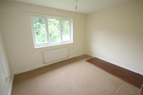 3 bedroom semi-detached house for sale, Owlswood, Salisbury