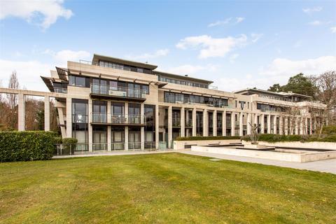 Apartment 15, Charters Court Charters Road, Ascot, SL5 9FG