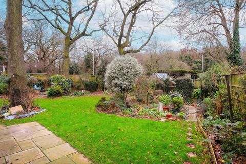 1 Mapleton Road, London, E4 6XJ