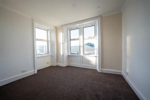 2 bedroom flat for sale, Caledonian Road, Perth