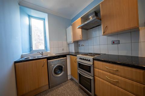 5 Stewarts Place, Perth, PH2 8EY