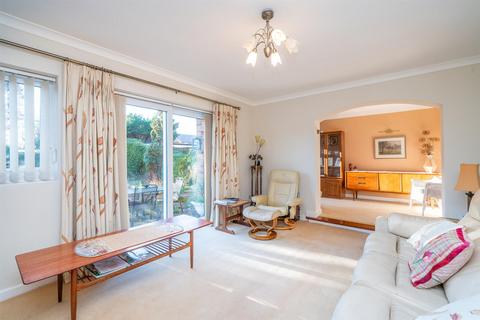 38 Bartel Close, Hemel Hempstead, HP3 8LY
