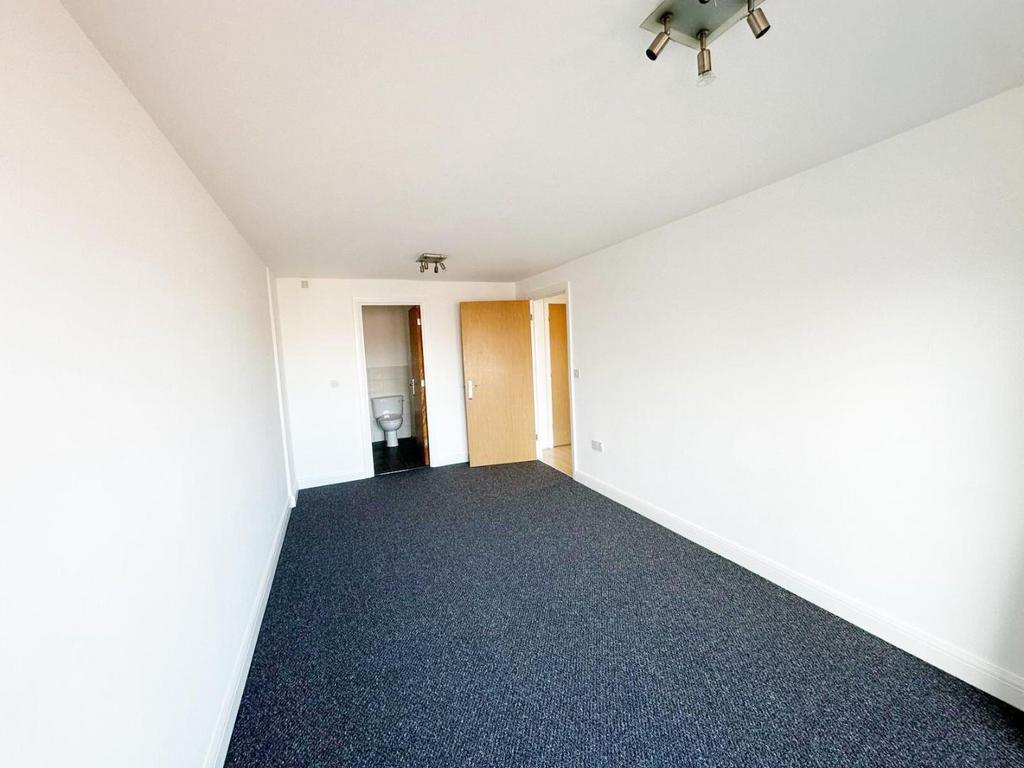 Master-bedroom-2.jpg
