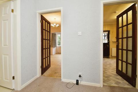 5 Crawshaw Grove, Sheffield, S8 7EA