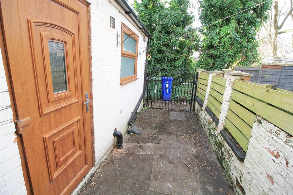Rear Yard.jpg