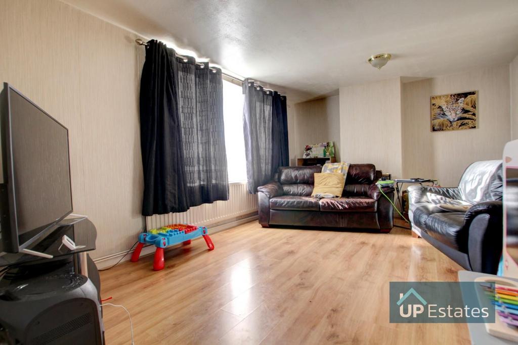 Dunsmore Avenue, Coventry 4 bed end of terrace house for sale £215,000