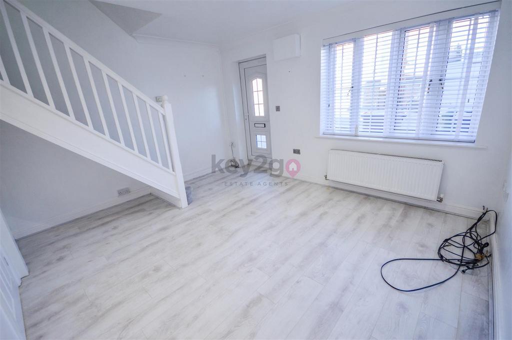St. Matthews Close, Renishaw, Sheffield, S21 2 bed terraced house for