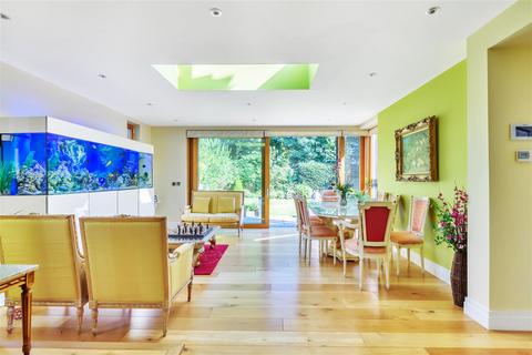 5 bedroom house for sale, Manor House Drive, London, NW6