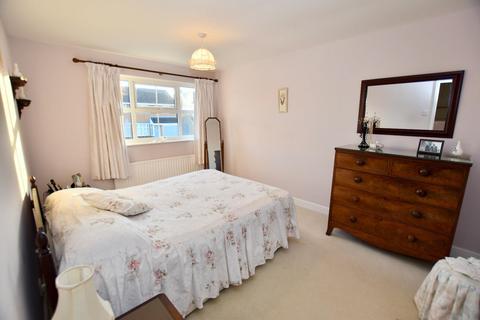 42 Beaumaris Close, Coventry, CV5 7PS