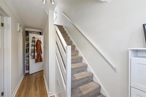 76 Tadburn Road, Romsey, SO51 5HS