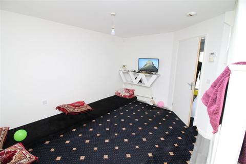 21 Jameson Close, Manchester, M8 8YJ