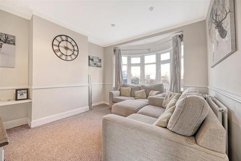 3 bedroom house for sale - Waltham Way, Chingford E4