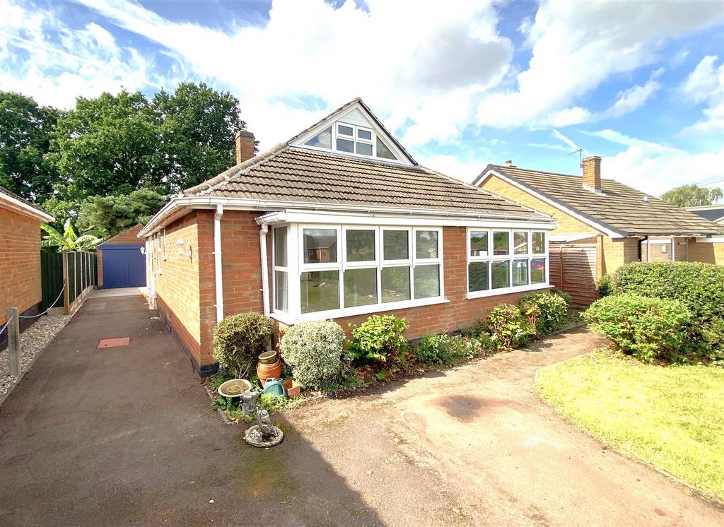 Spinney Road, Burbage LE10 4 bed detached house for sale £499,950