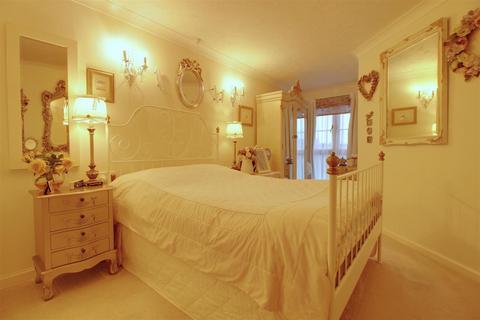 1 bedroom retirement property for sale, Westgate Street, Gloucester
