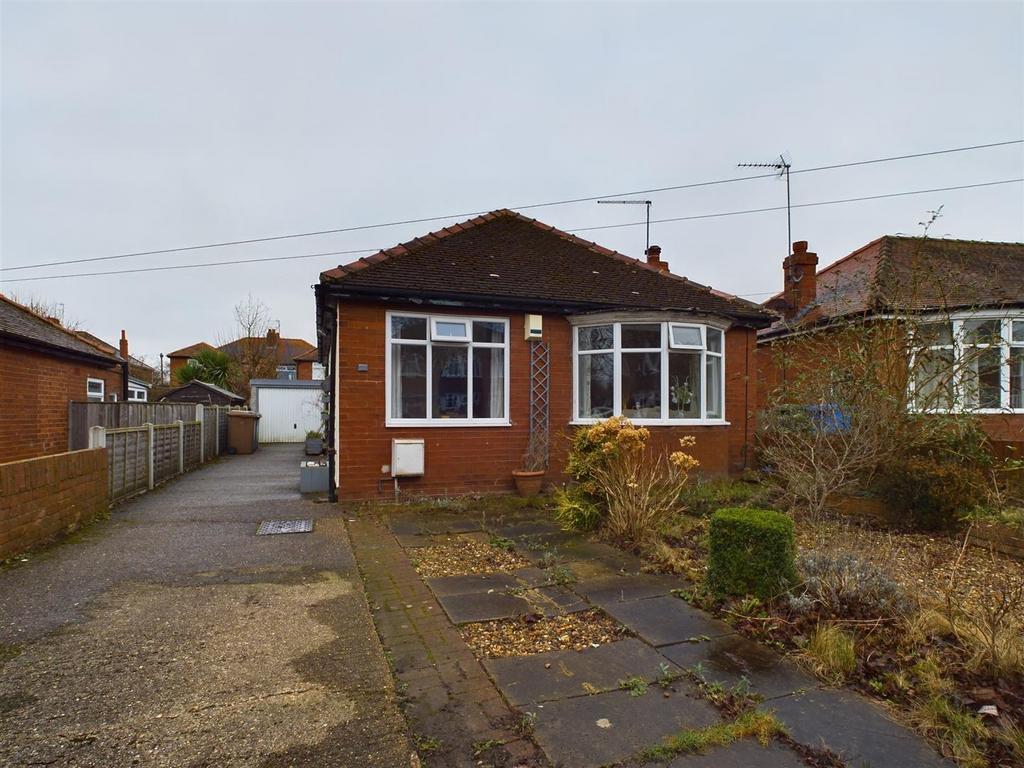 St. Columba Road, Bridlington 2 bed detached bungalow for sale £239,950