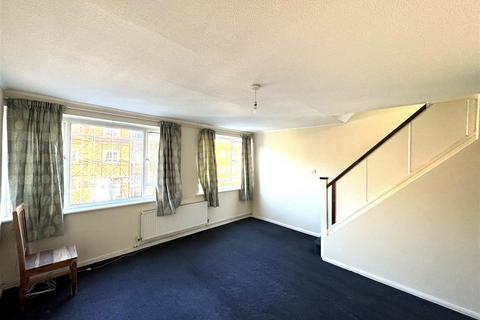 5 bedroom end of terrace house for sale, Dollis Drive, Farnham