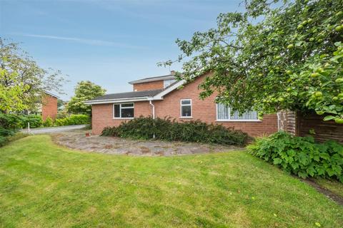 4 bedroom detached house for sale, Heath Drive, Tarvin