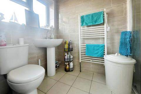 6 Bletchley Drive, Coventry, CV5 9LW