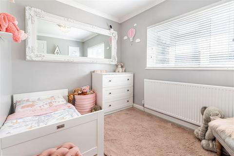 54 Beamish Close, North Weald, Epping, CM16 6JW