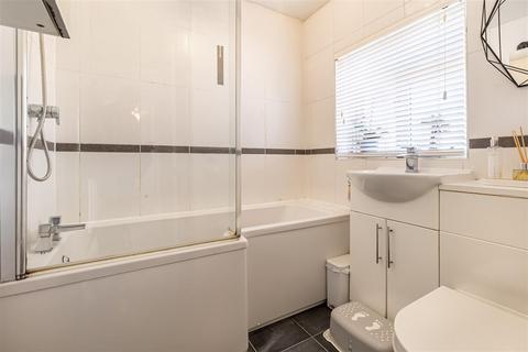 54 Beamish Close, North Weald, Epping, CM16 6JW
