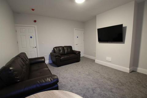1 bedroom in a house share to rent, Room 2 39 Shirland Street, Stonegravels, Chesterfield