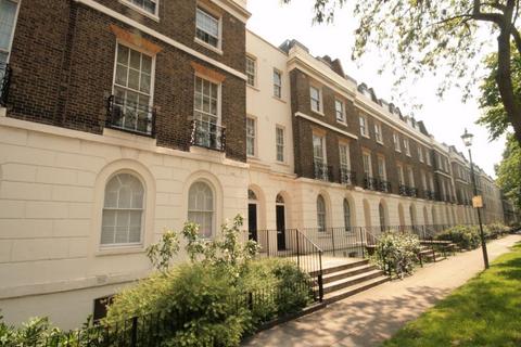 2 bedroom ground floor maisonette to rent, Brixton Road, London SW9
