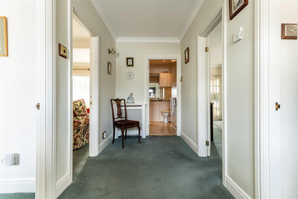 48 Bridge Hill  (1).jpg