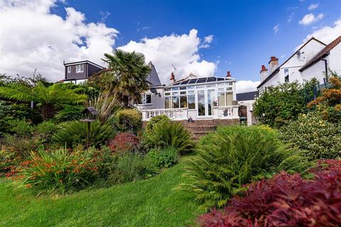 48 Bridge Hill, Epping, CM16 4ER