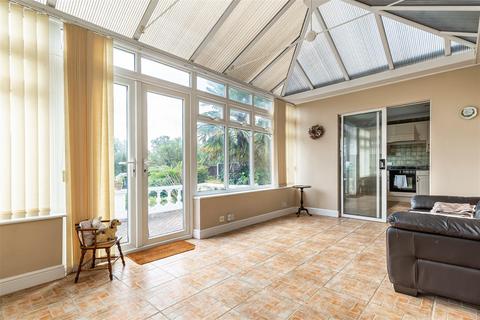 48 Bridge Hill, Epping, CM16 4ER