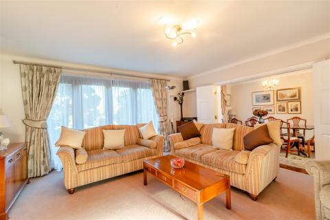4 bedroom detached house for sale - Mill Lane, Blue Bell Hill, Chatham