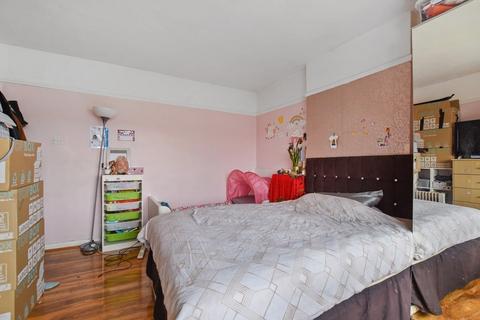60 Review Road, London, NW2 7BE