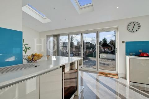 5 bedroom semi-detached house for sale, Vincent Gardens, London, NW2