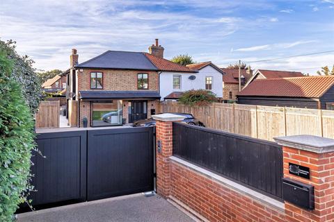 4 bedroom semi-detached house for sale, Coopersale Common, Coopersale