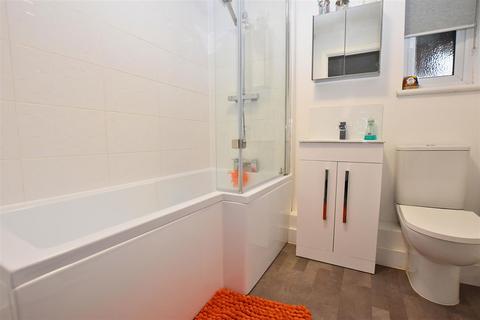 22 Abbotsleigh Road, South Woodham Ferrers, Chelmsford, CM3 5SS