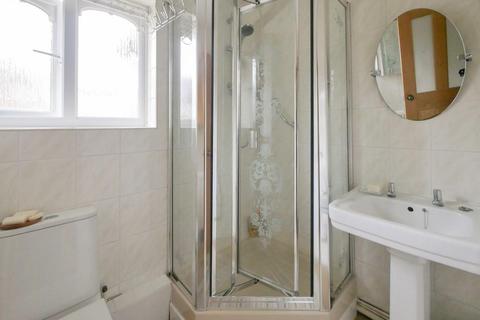 12 Bittern Way, Penarth, CF64 5FS