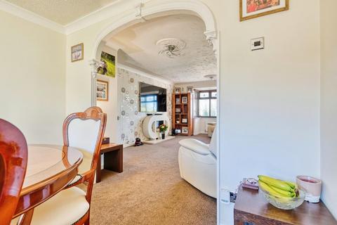 8 Dunster, Tamworth, B77 1JT