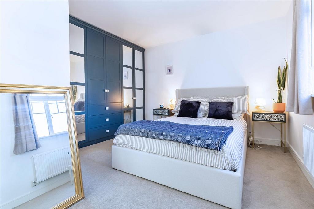 22 Kingfisher Way (4).jpg