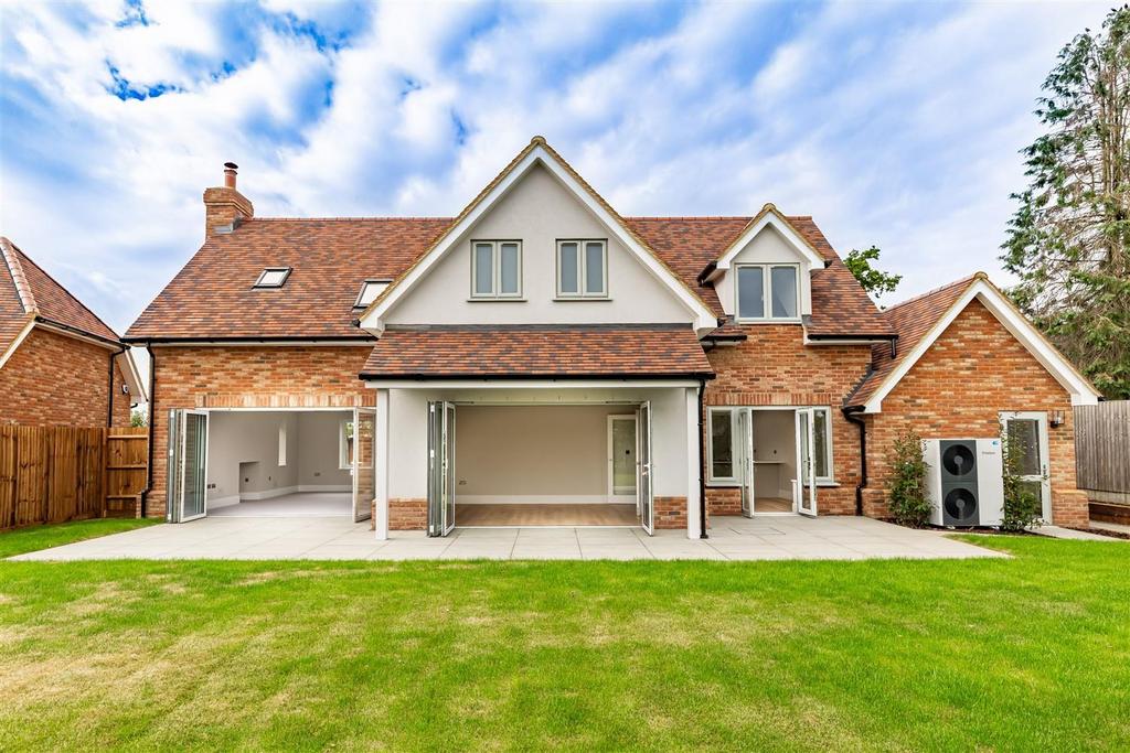1  Clovis Close  house (37).jpg