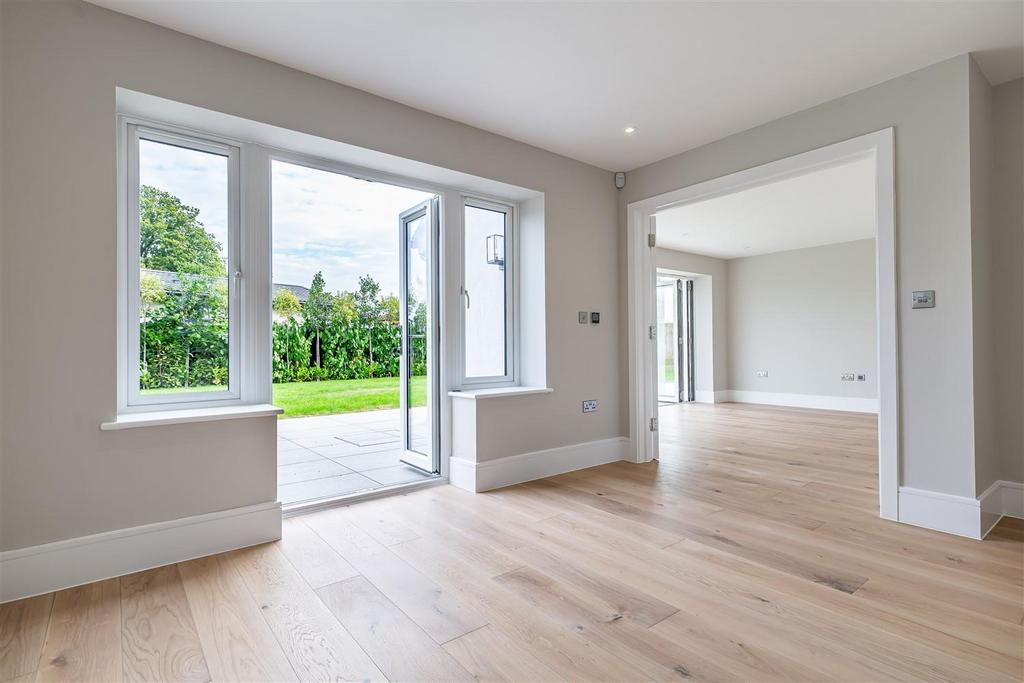 1  Clovis Close  house (12).jpg