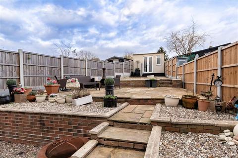 114 Beaconfield Road, Epping, CM16 5AT