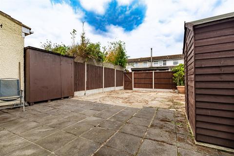 87 Parklands, Coopersale, Epping, CM16 7RG