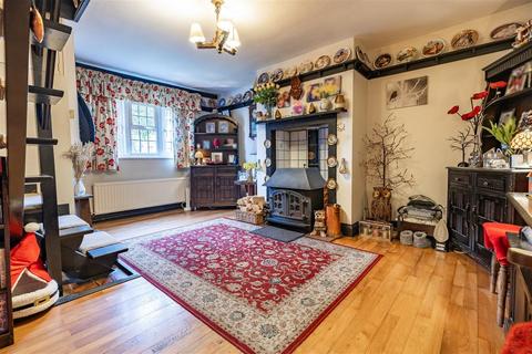 35 Duck Lane, Thornwood, Epping, CM16 6NF
