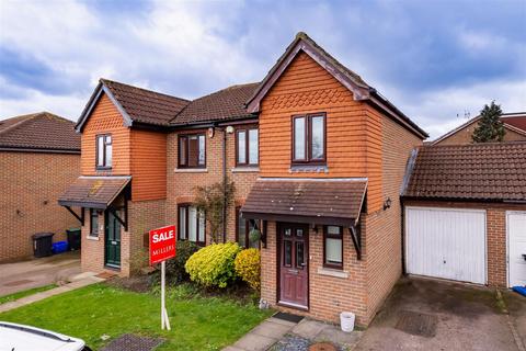 3 bedroom semi-detached house for sale, Green Close, Epping Green