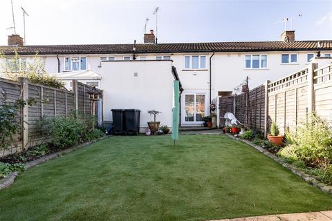 56 Green Glade, Theydon Bois, Epping, CM16 7LZ