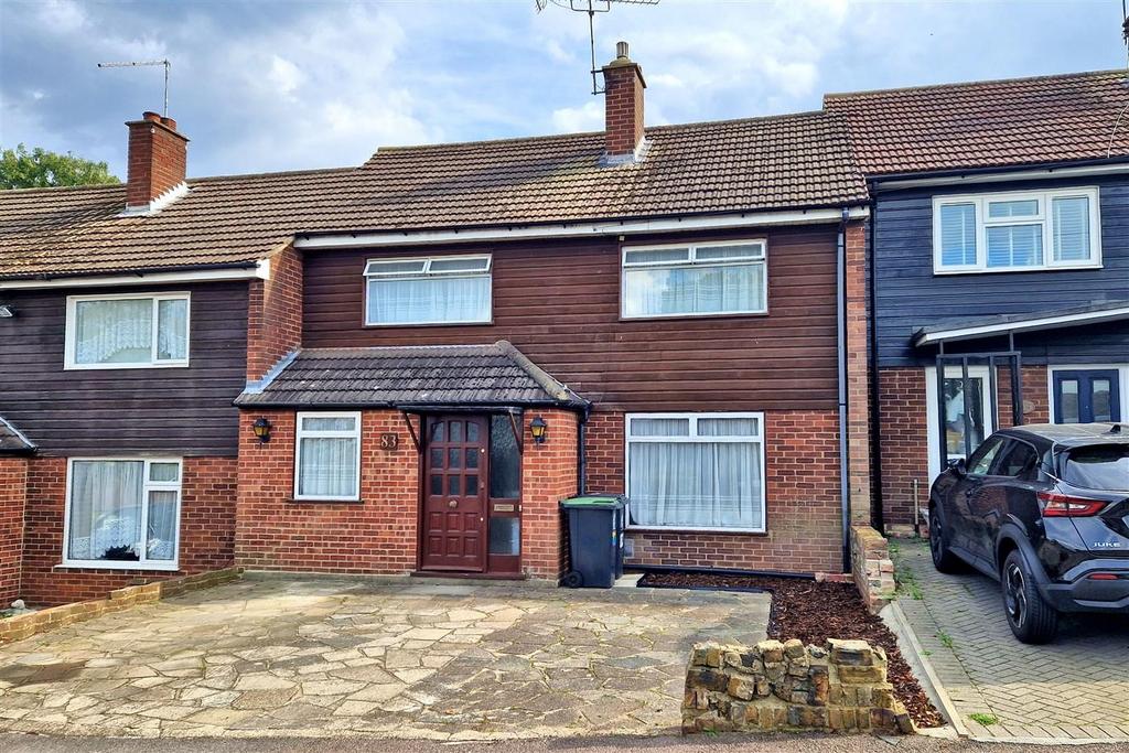 Coronation Hill, Epping 3 bed terraced house for sale £475,000