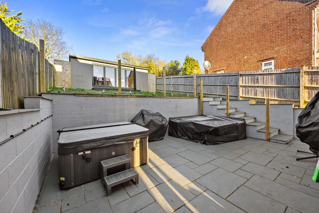 The Crestway, 43 019.jpg